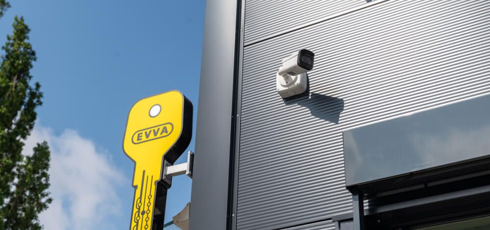 Alarm-Kameratechnik-Elektroinstallationen-Montage-Aufbau-Einbruchsicherung